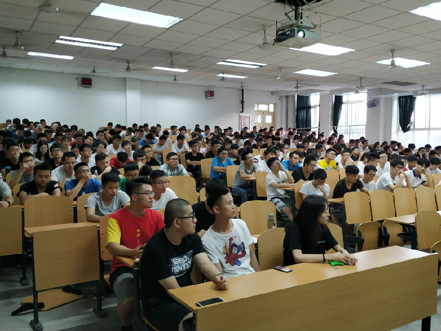 QQ圖片20180612215411.jpg